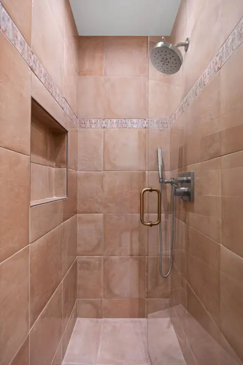 Traditional Bathroom Remodel with Custom Tile Detail — photo 5