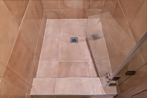 Traditional Bathroom Remodel with Custom Tile Detail — photo 11