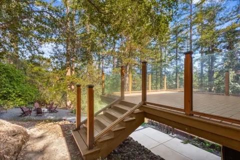 Mountain Cabin Deck & Backyard Basketball Court — photo 13