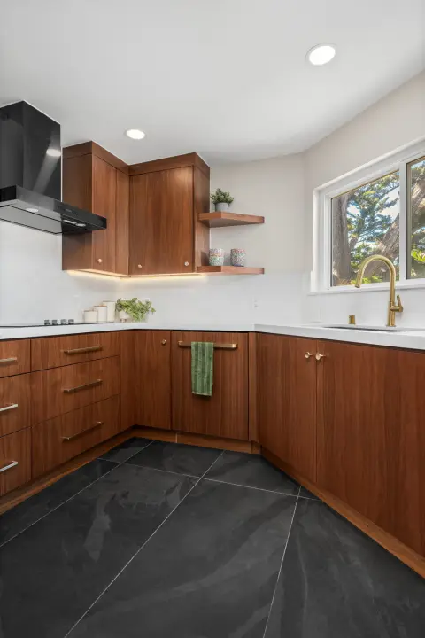 Modern Kitchen & Bathroom Remodel — photo 18