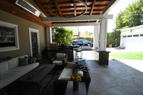 Backyard Firepit & Covered Outdoor Living Room — photo 6