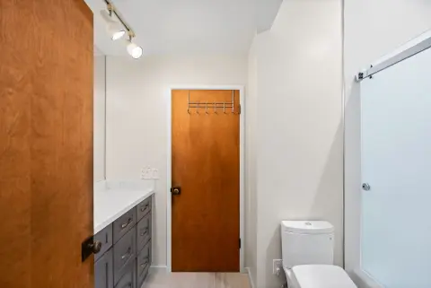 Mid-Century Modern Kitchen & Bathroom Remodel — photo 5